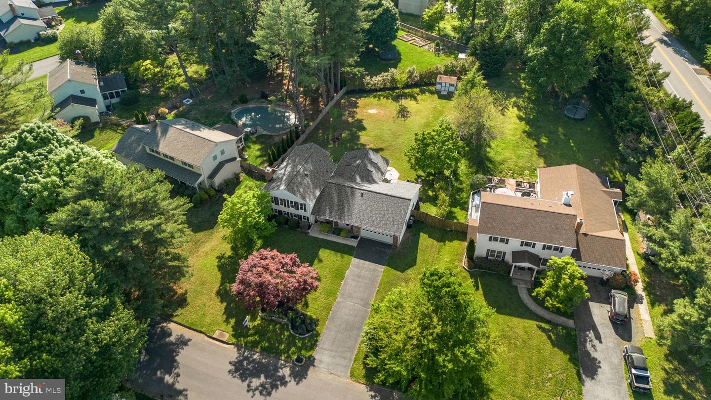 10022 Waterford Drive photo 47