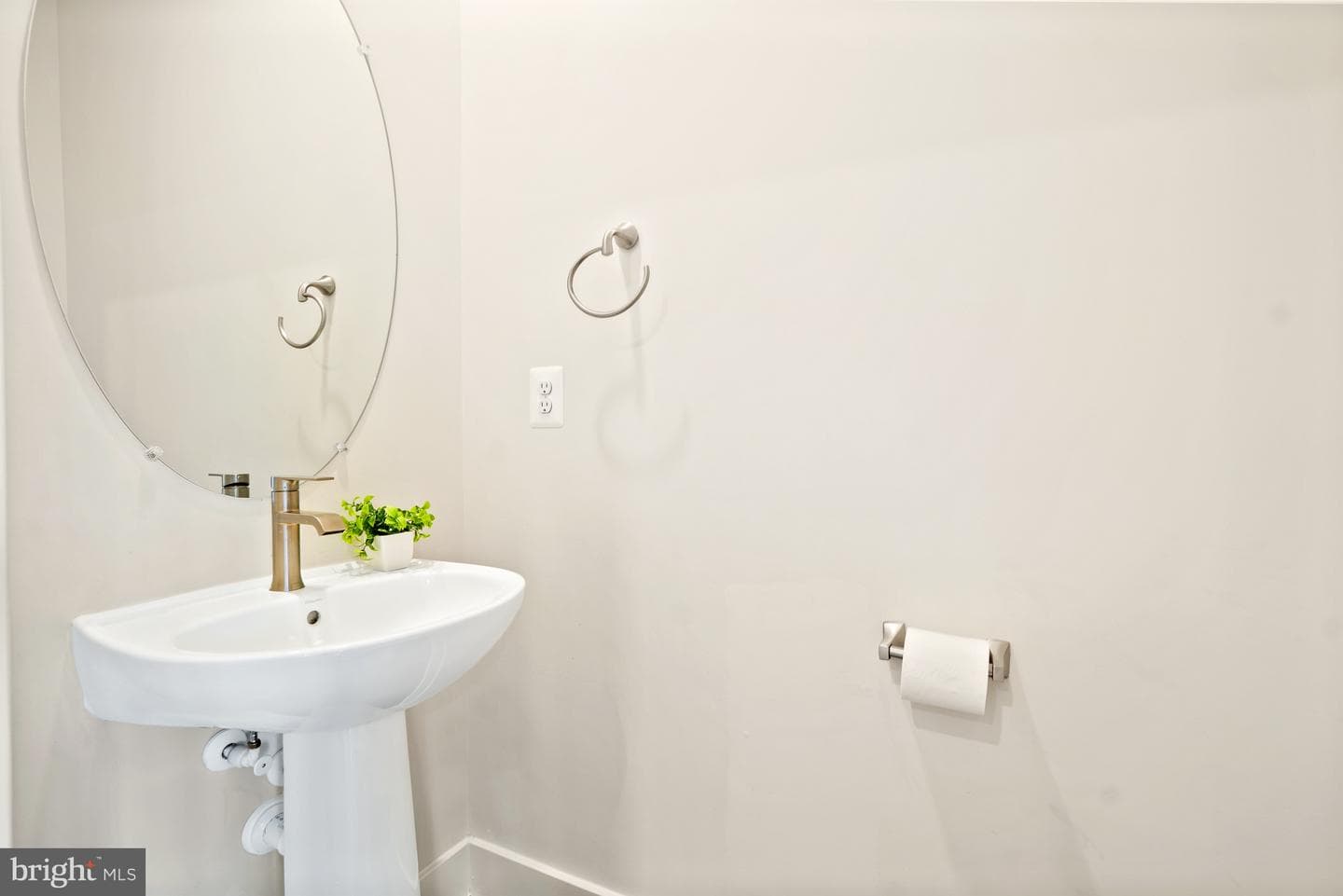 8070 Potter Place photo 19