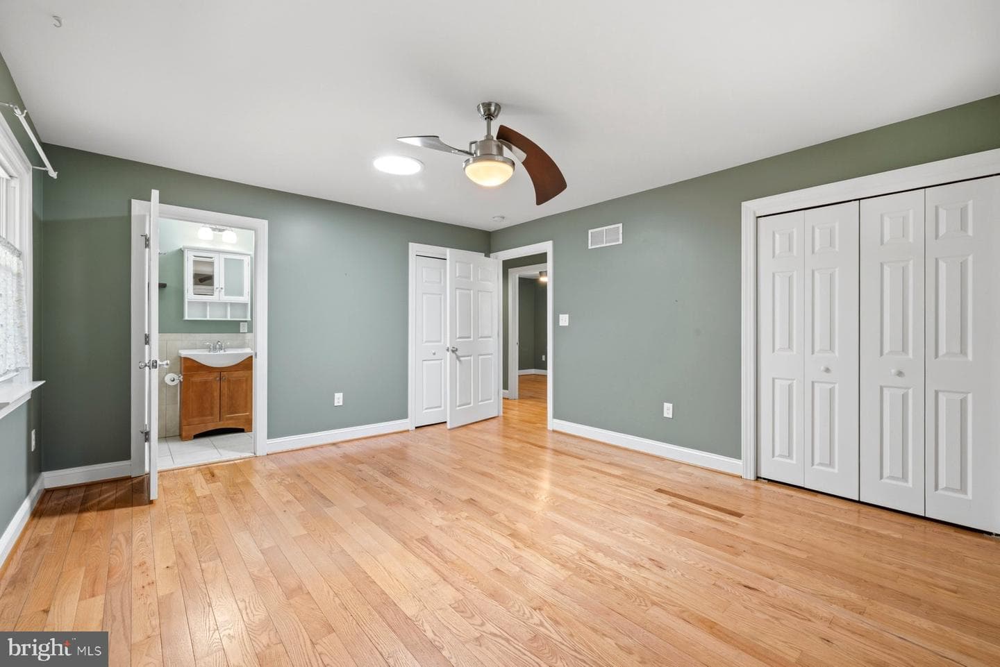 8966 Chapel Avenue photo 22