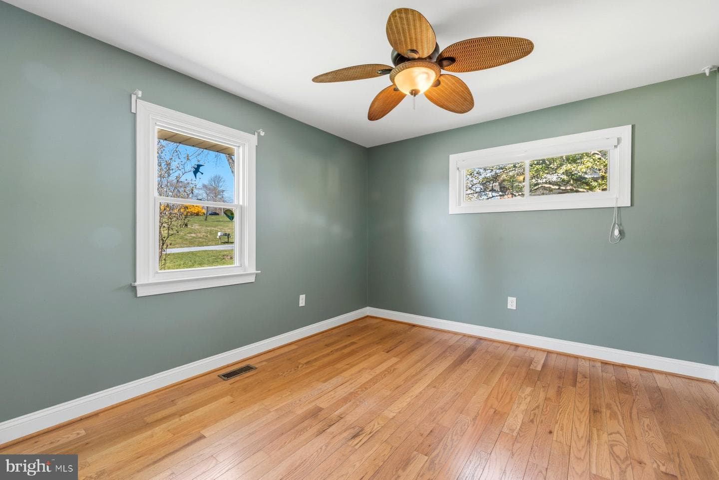 8966 Chapel Avenue photo 24