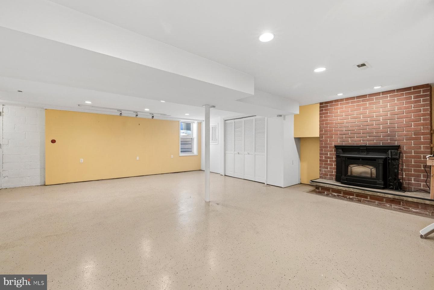 8966 Chapel Avenue photo 31