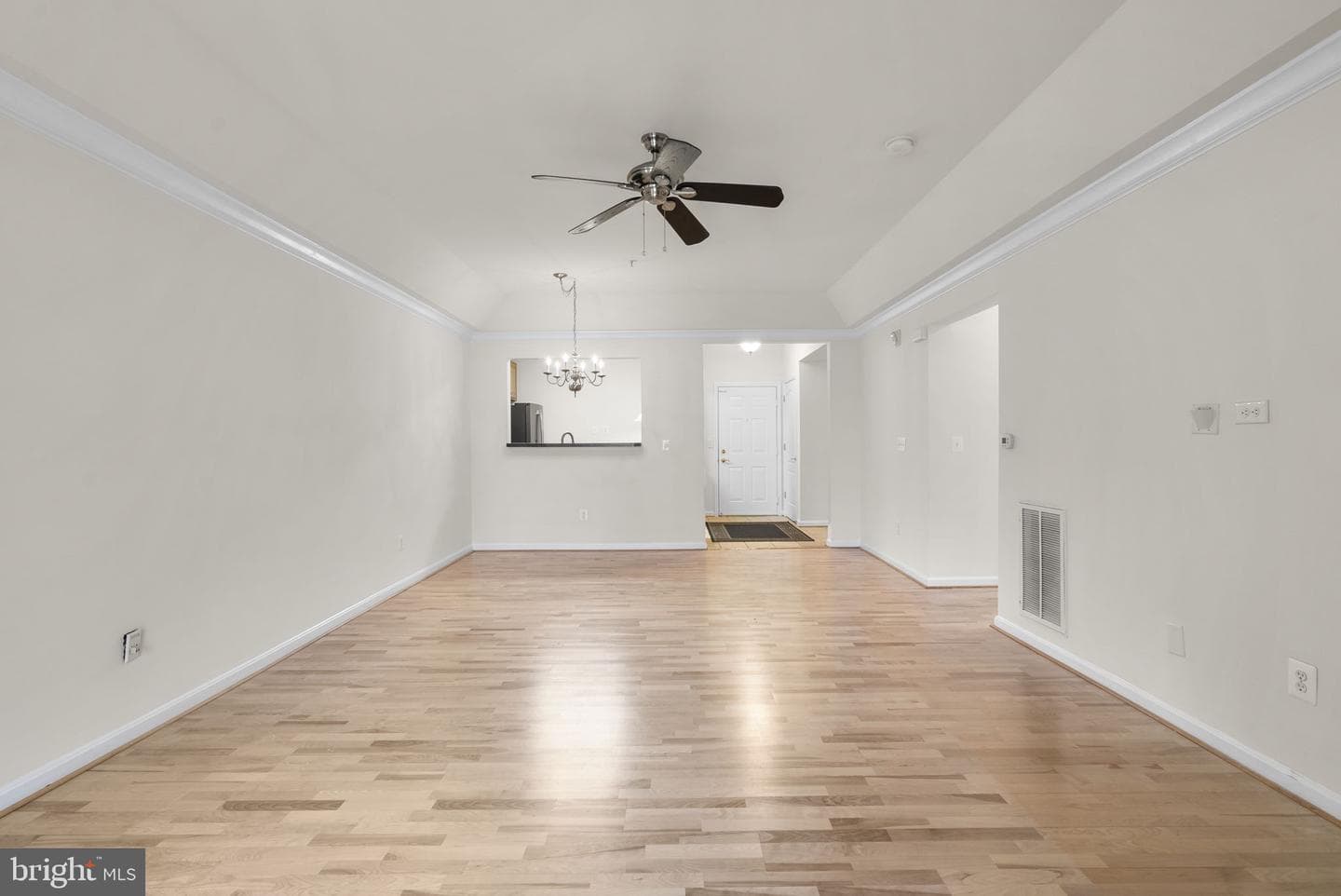 6155 Shadywood Road #204 photo 11