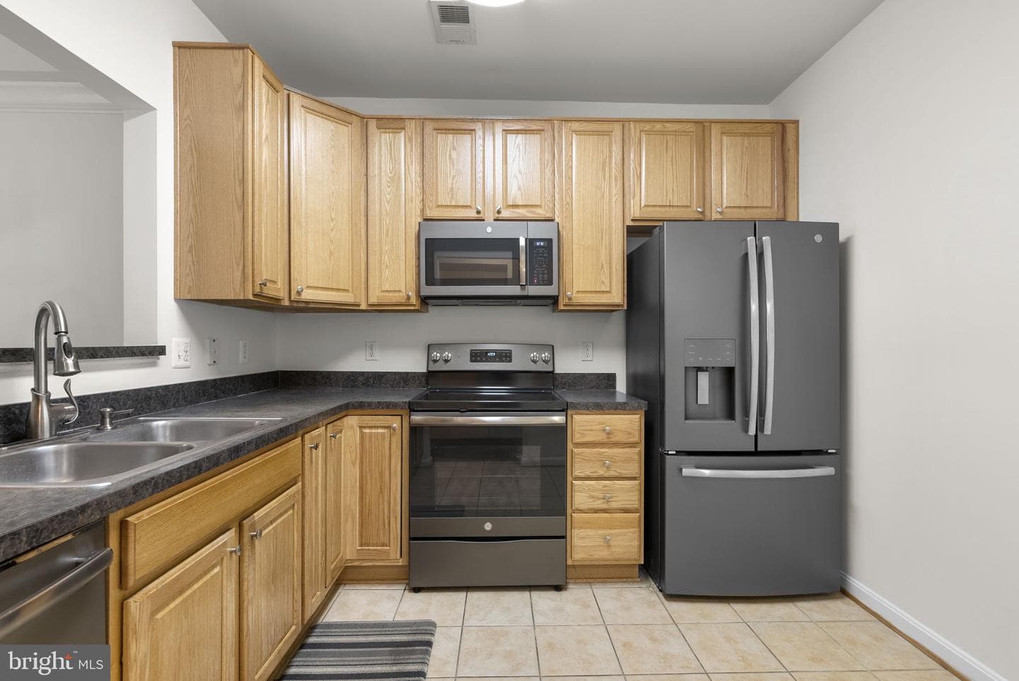 6155 Shadywood Road #204 photo 16
