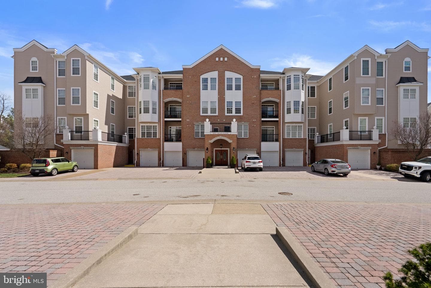 6155 Shadywood Road #204 photo 33