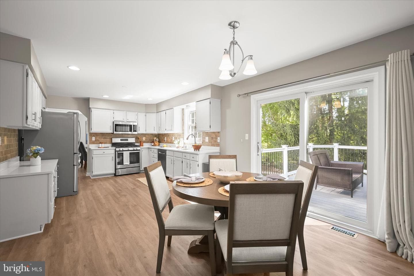 8524 Moon Glass Court photo 20