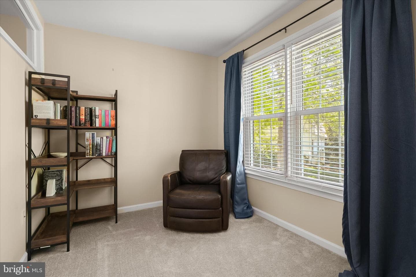8524 Moon Glass Court photo 30