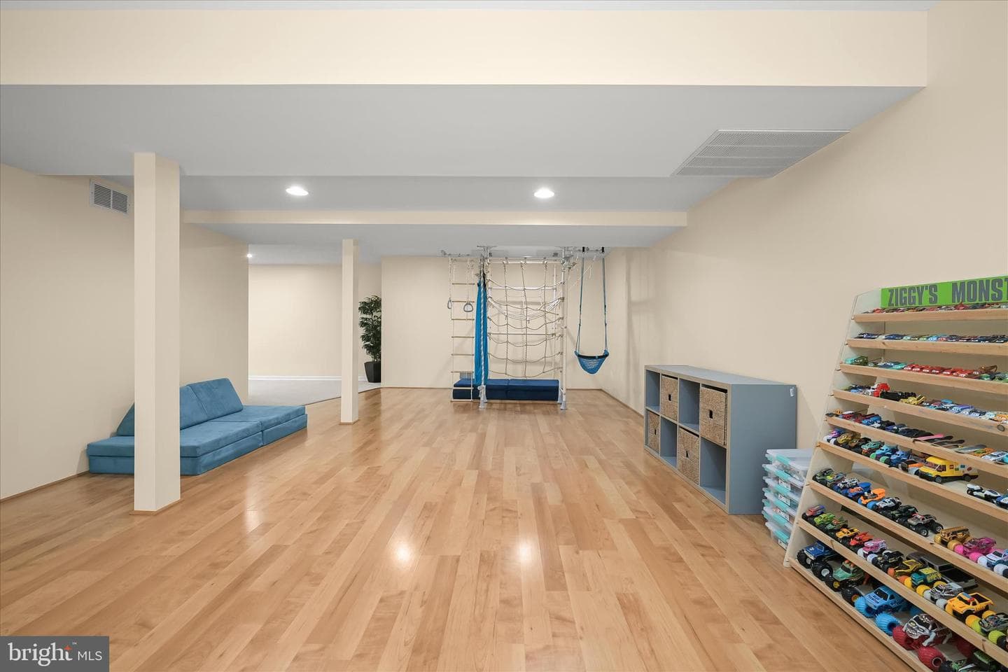 8524 Moon Glass Court photo 45