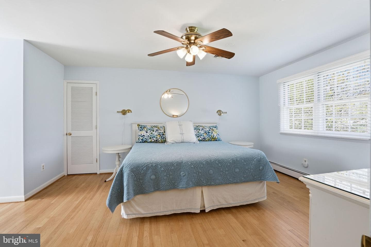 10208 Cabery Road photo 13
