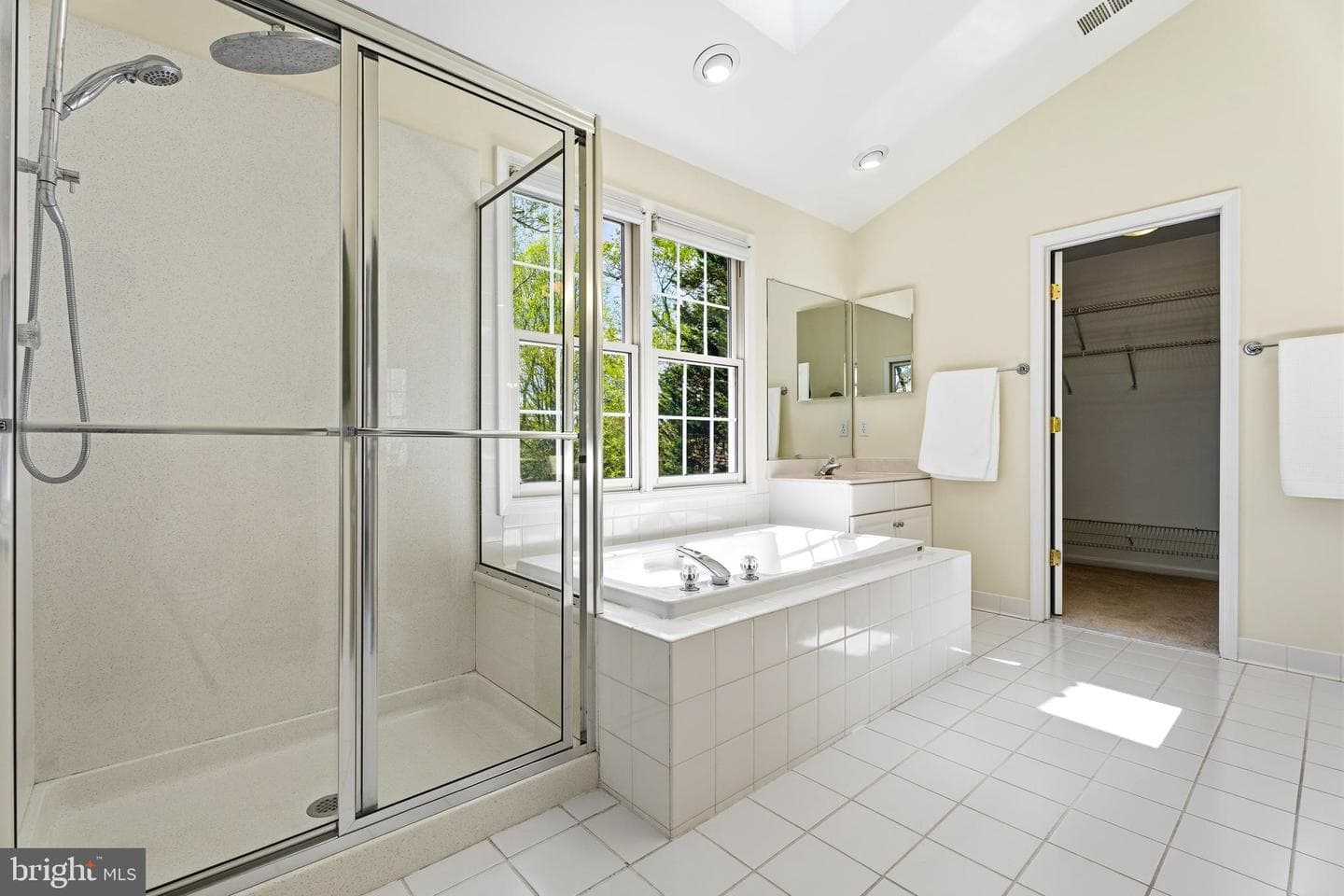 3831 Parrot Drive photo 27