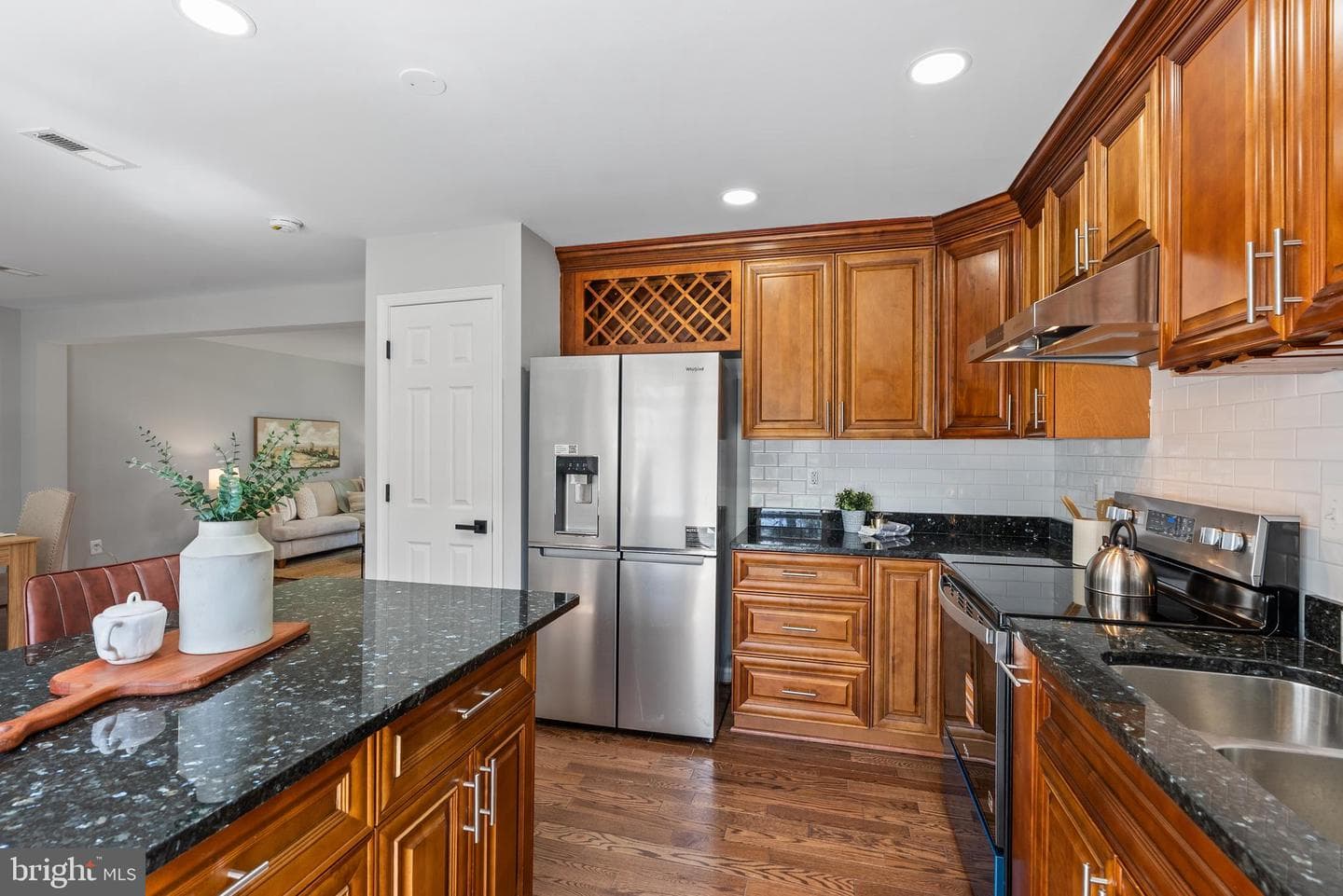 10021 Fox Den Road photo 11