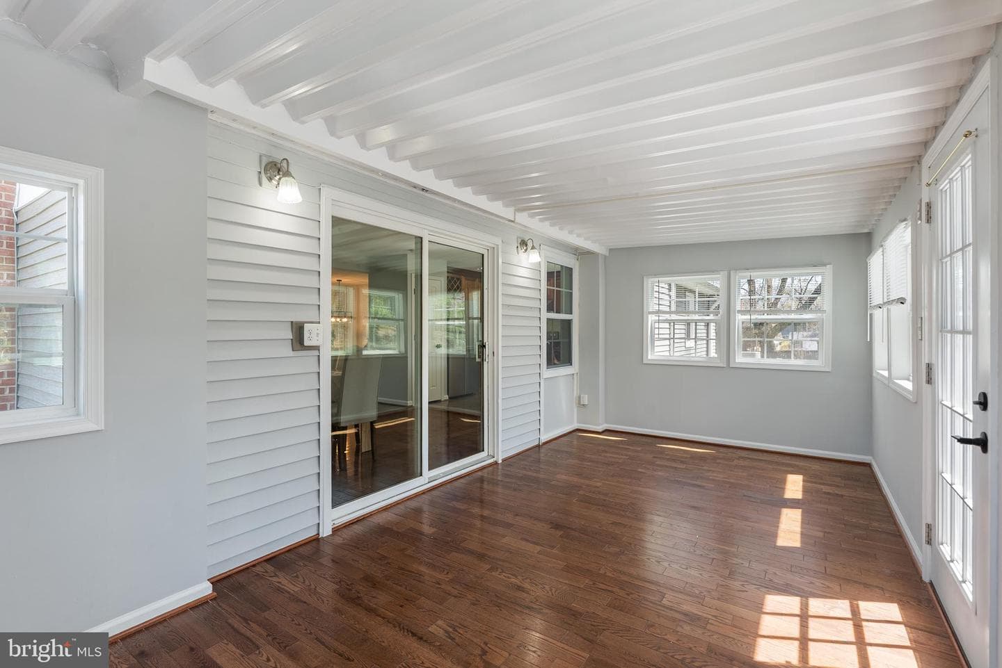 10021 Fox Den Road photo 12