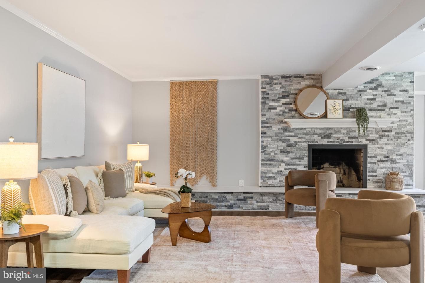 10021 Fox Den Road photo 2