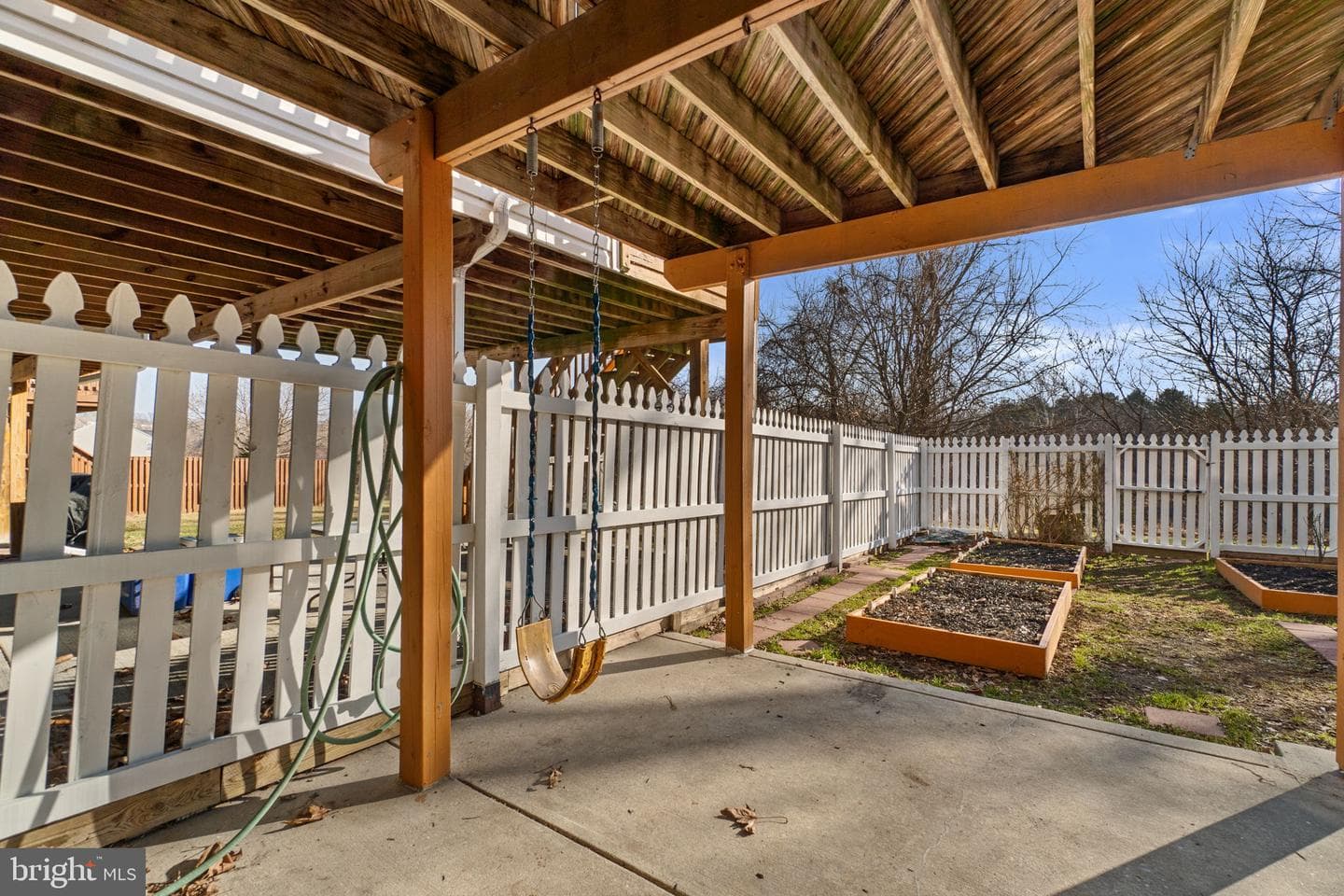 8746 Stonehouse Drive photo 25
