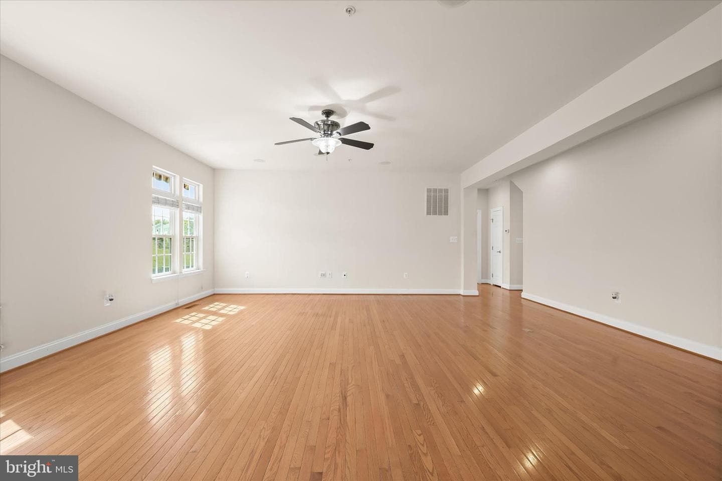 5818 Claremont Drive photo 20