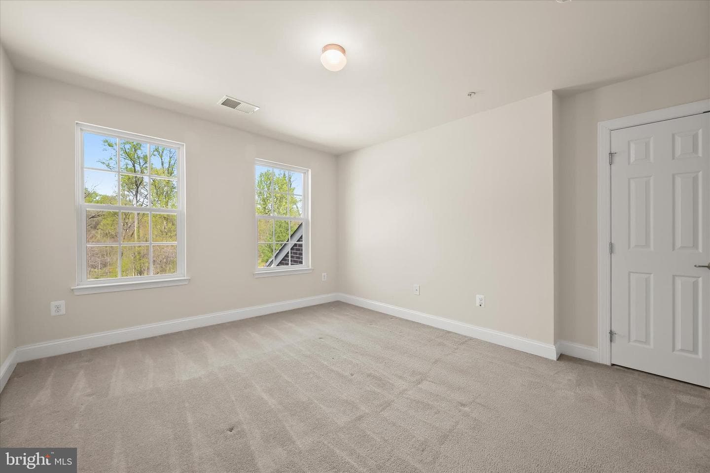 5818 Claremont Drive photo 51