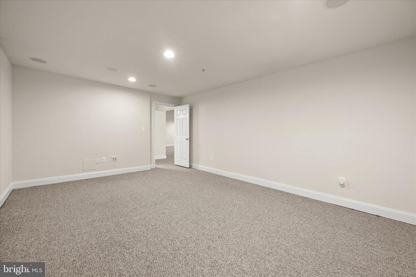 5818 Claremont Drive photo 74