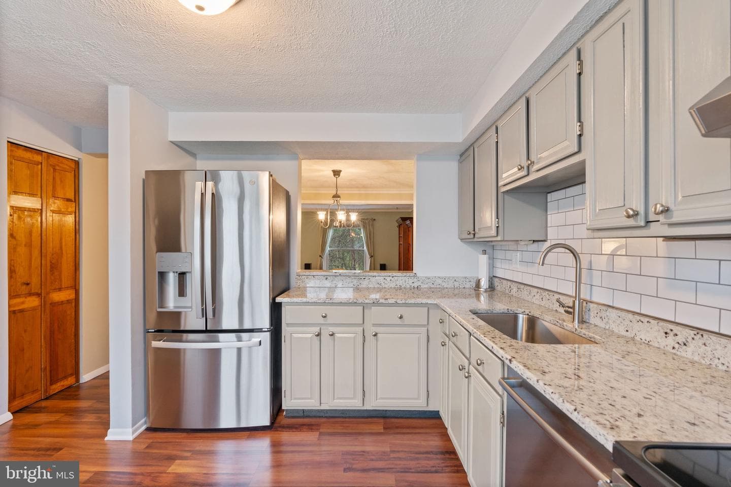 6008 Cedar Wood Drive photo 2