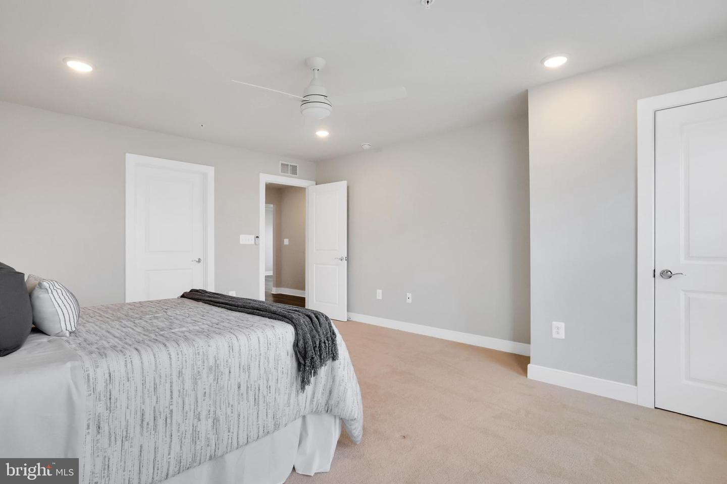 8069 Jennys Way #29 photo 47