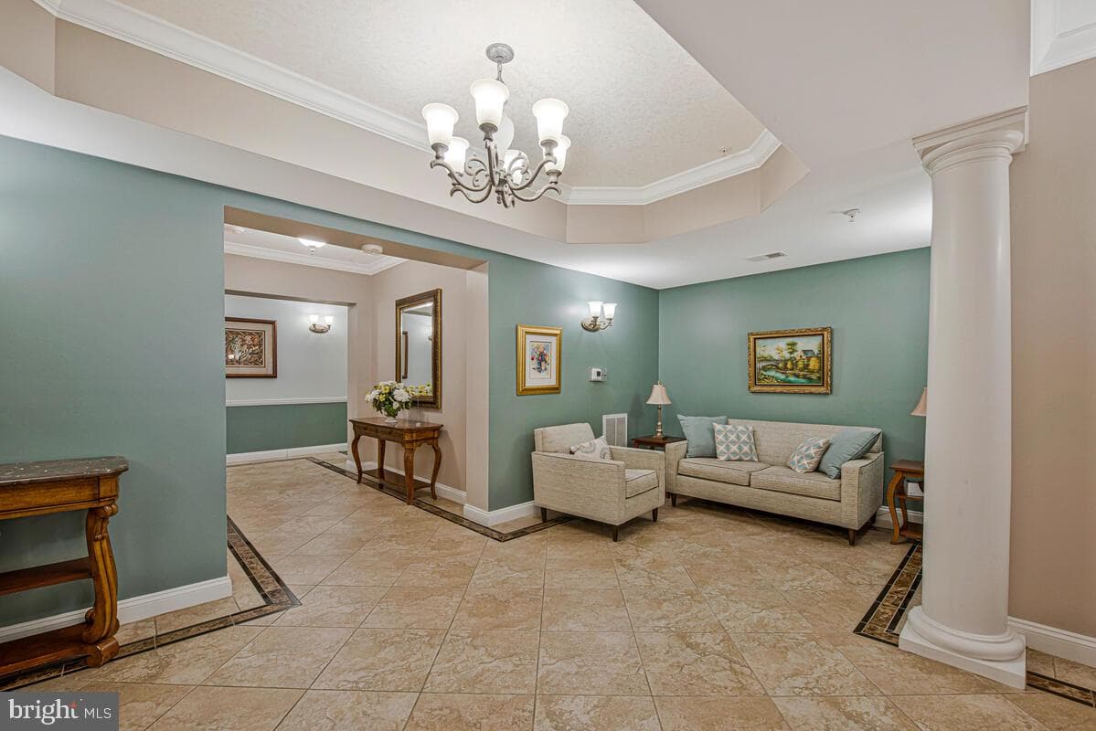 6150 Shadywood Road #207 photo 16