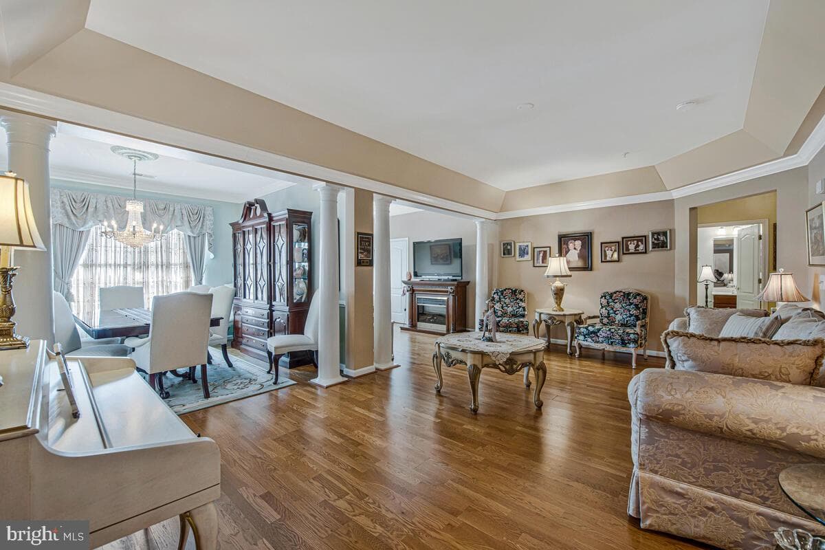 6150 Shadywood Road #207 photo 22
