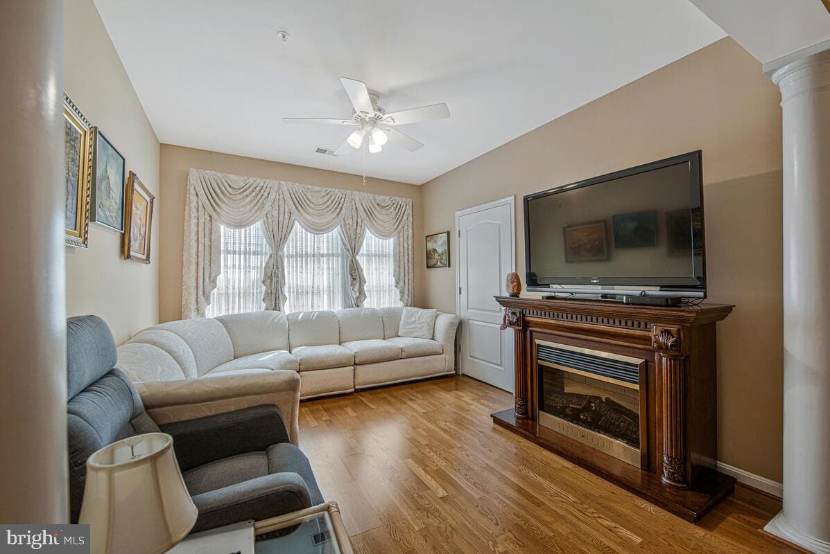 6150 Shadywood Road #207 photo 24