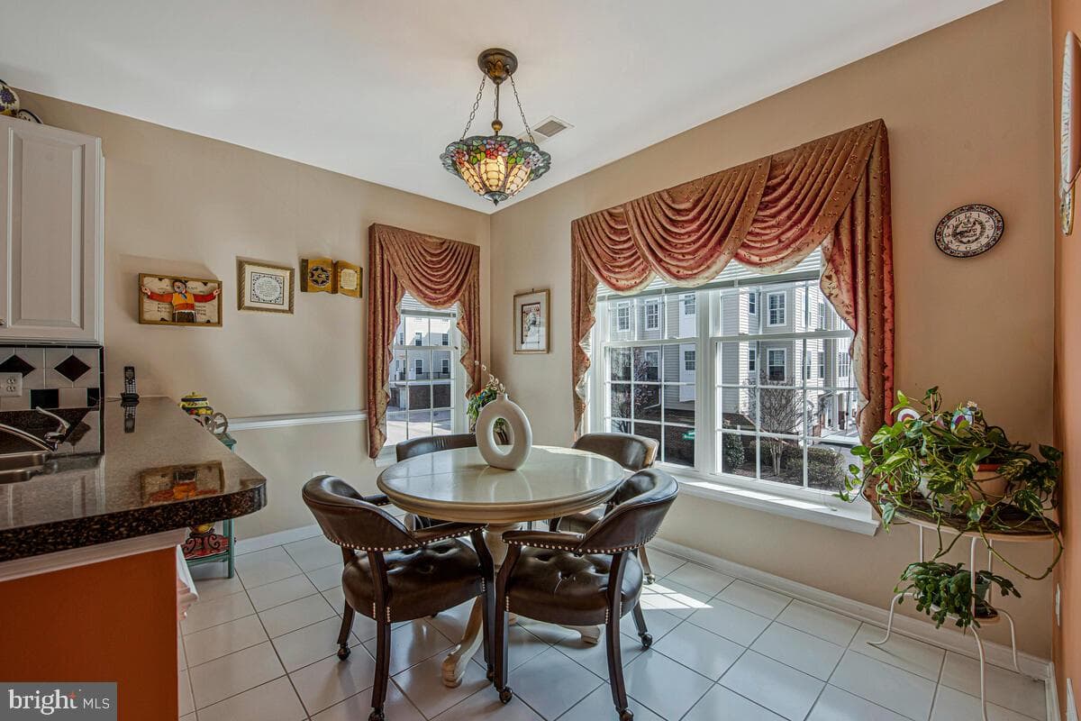 6150 Shadywood Road #207 photo 36