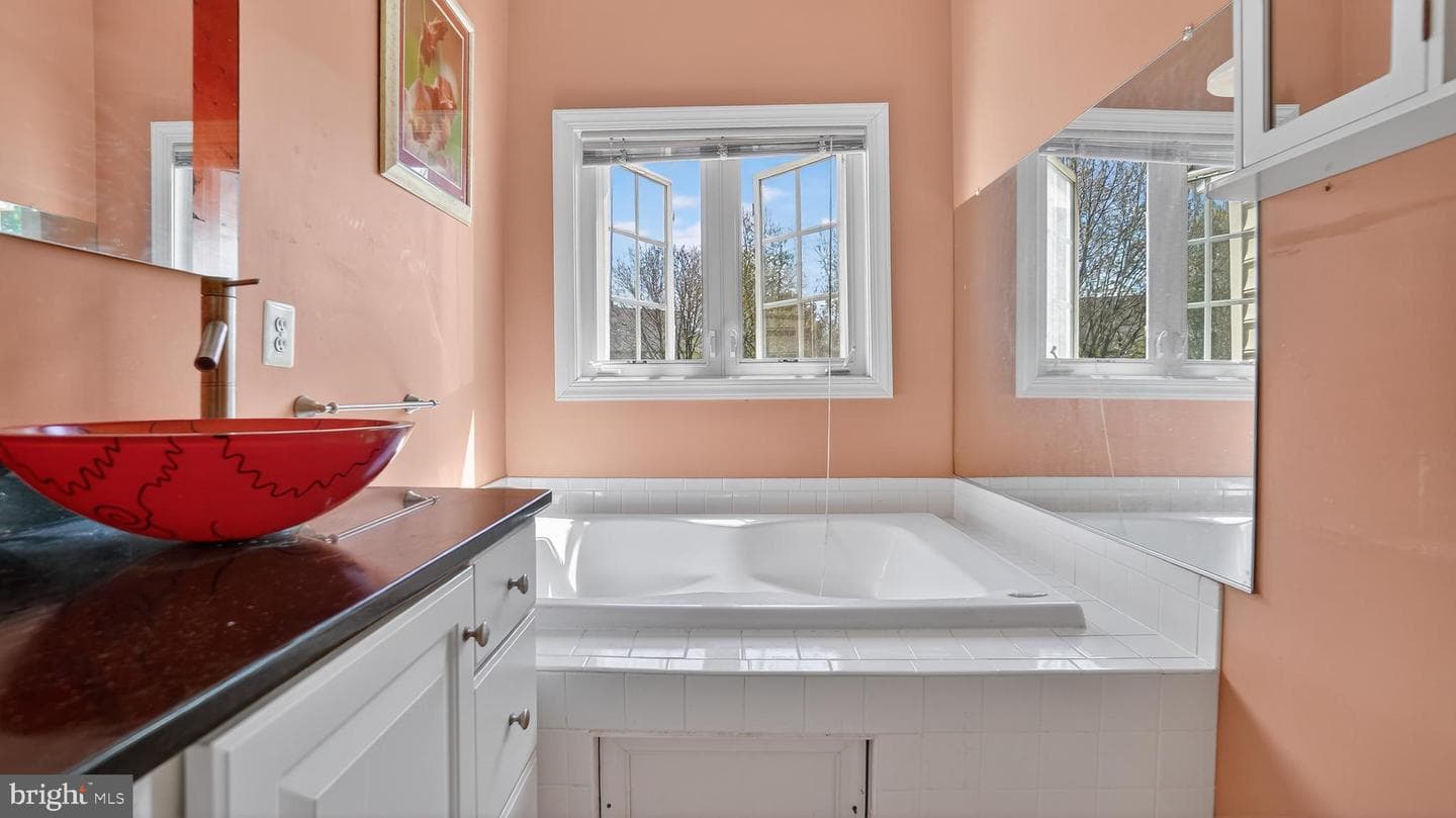 10716 Folkestone Way photo 26