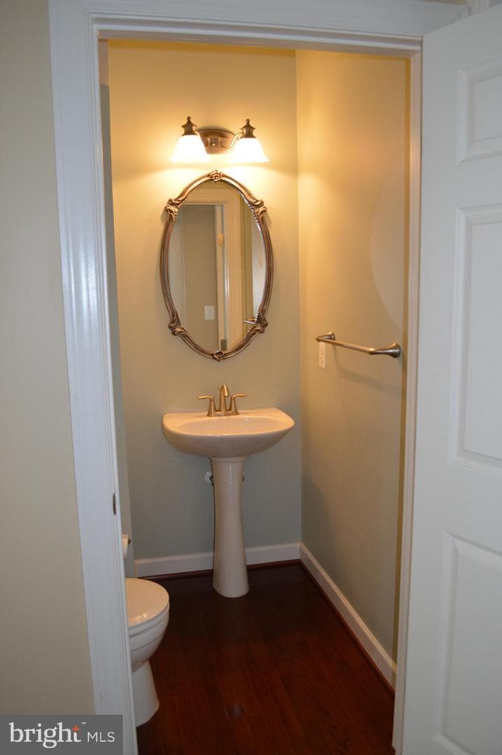 2070 Crescent Moon Court photo 18