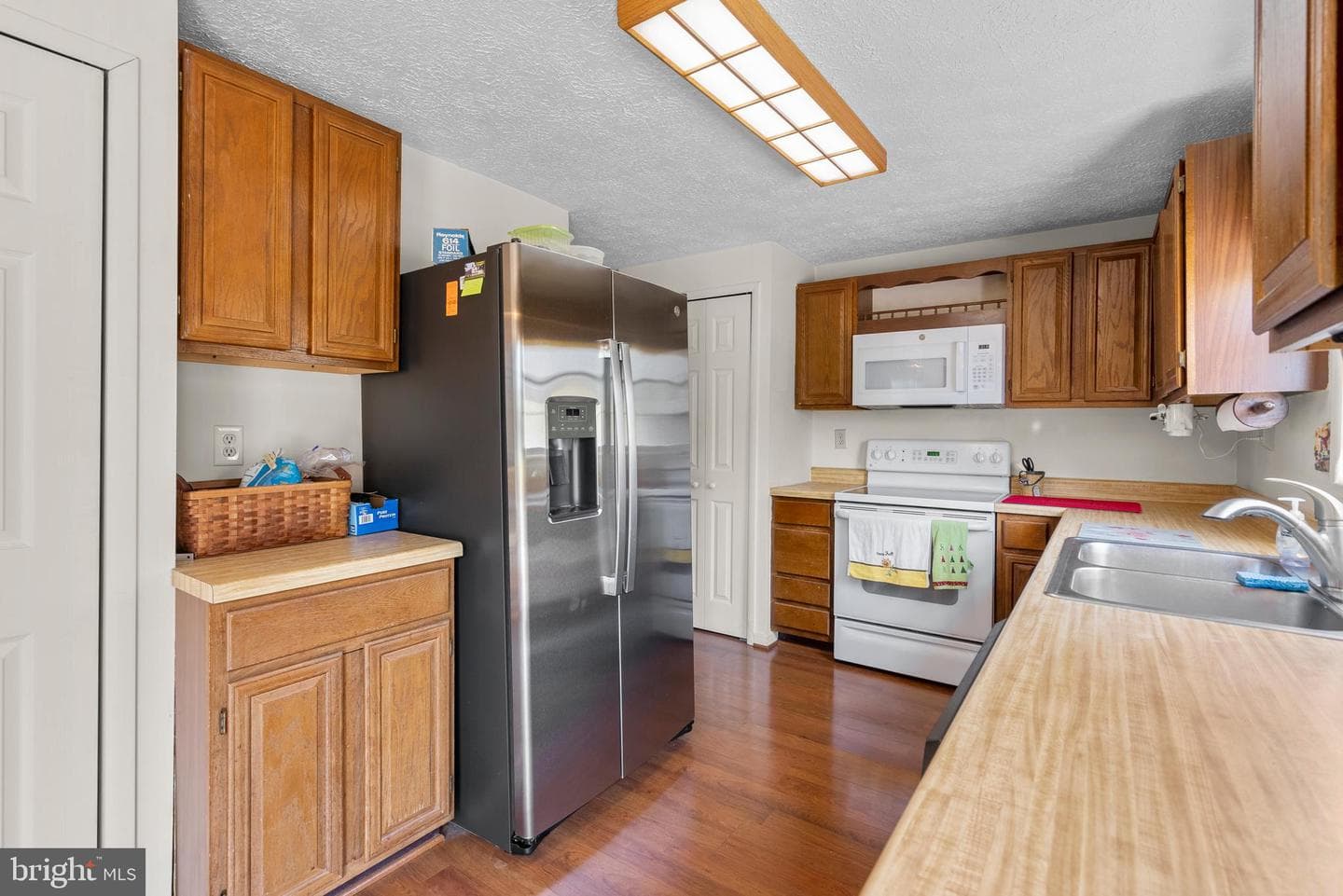 8745 Cardinal Forest Circle photo 7