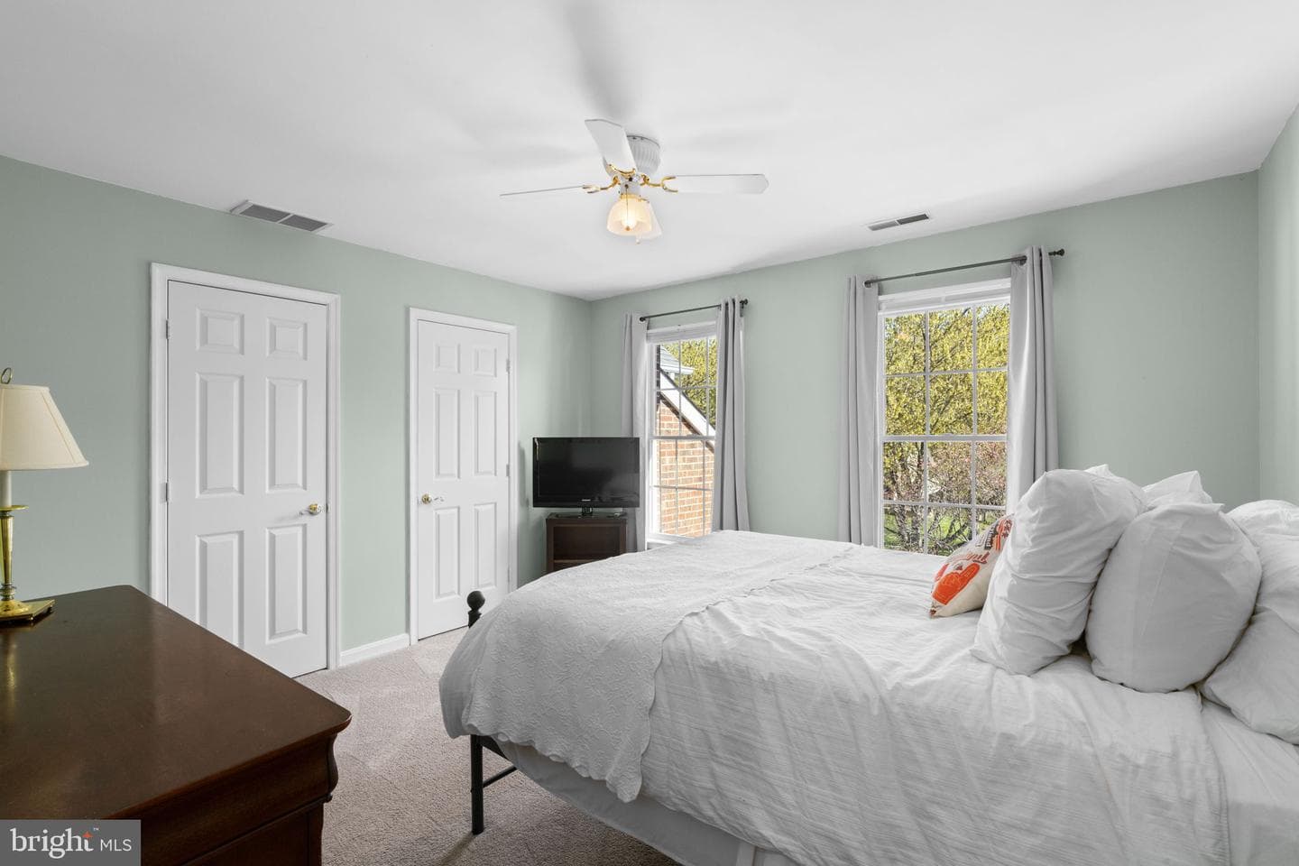 2877 Thornbrook Road photo 25