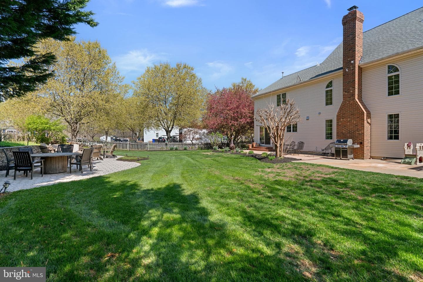2877 Thornbrook Road photo 41