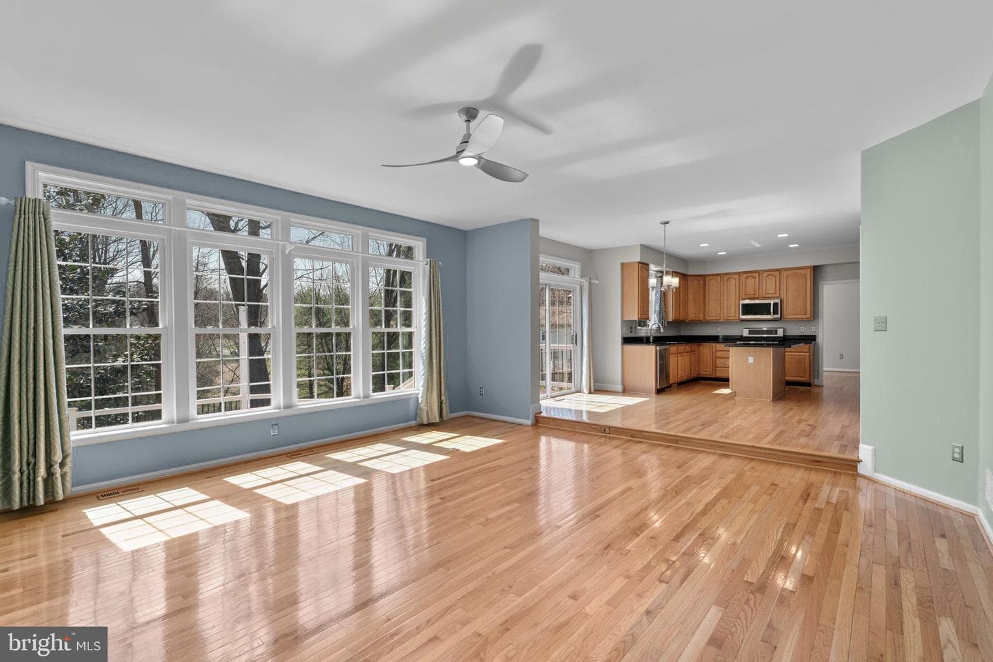 4520 Tulip Way photo 11