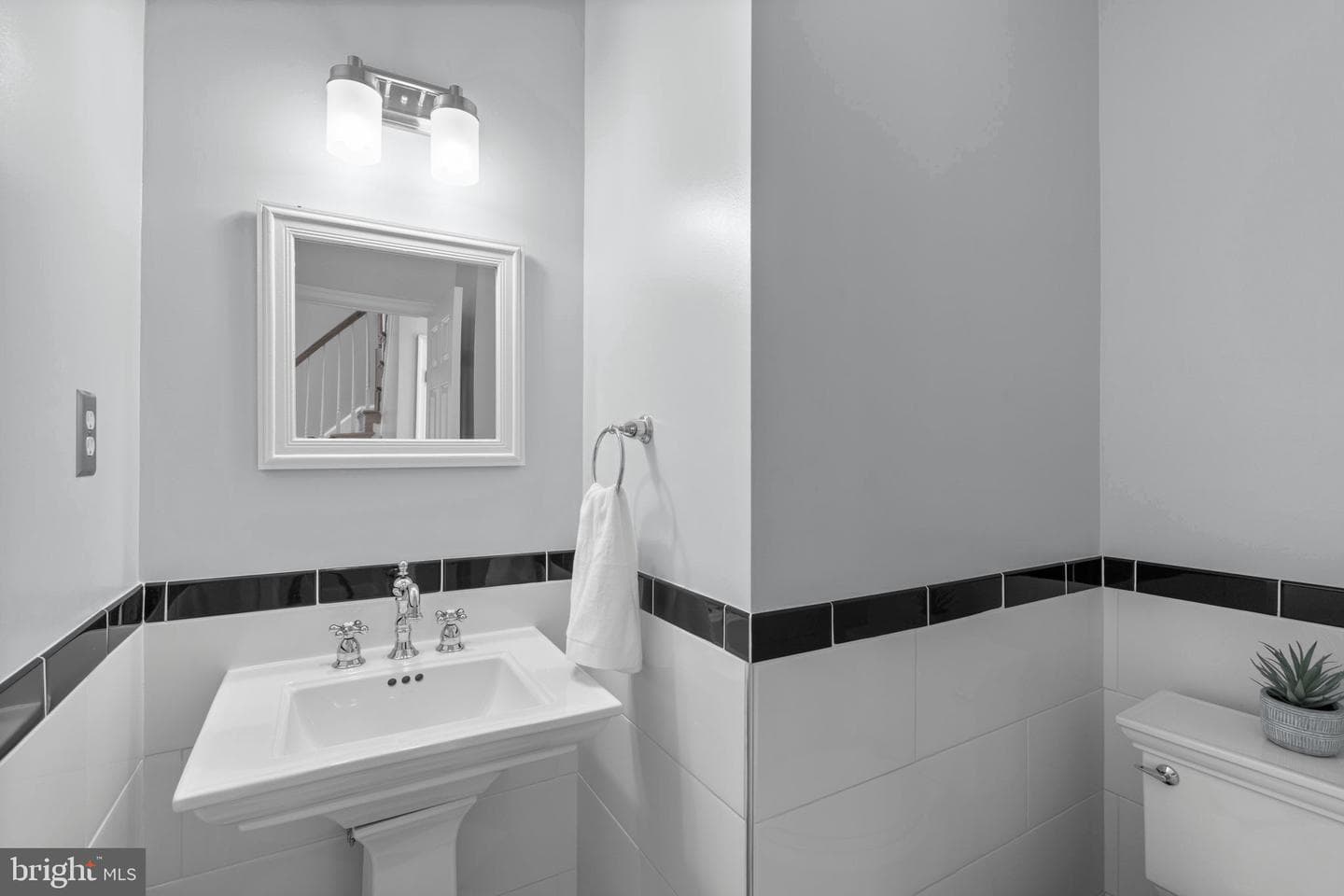 4520 Tulip Way photo 22
