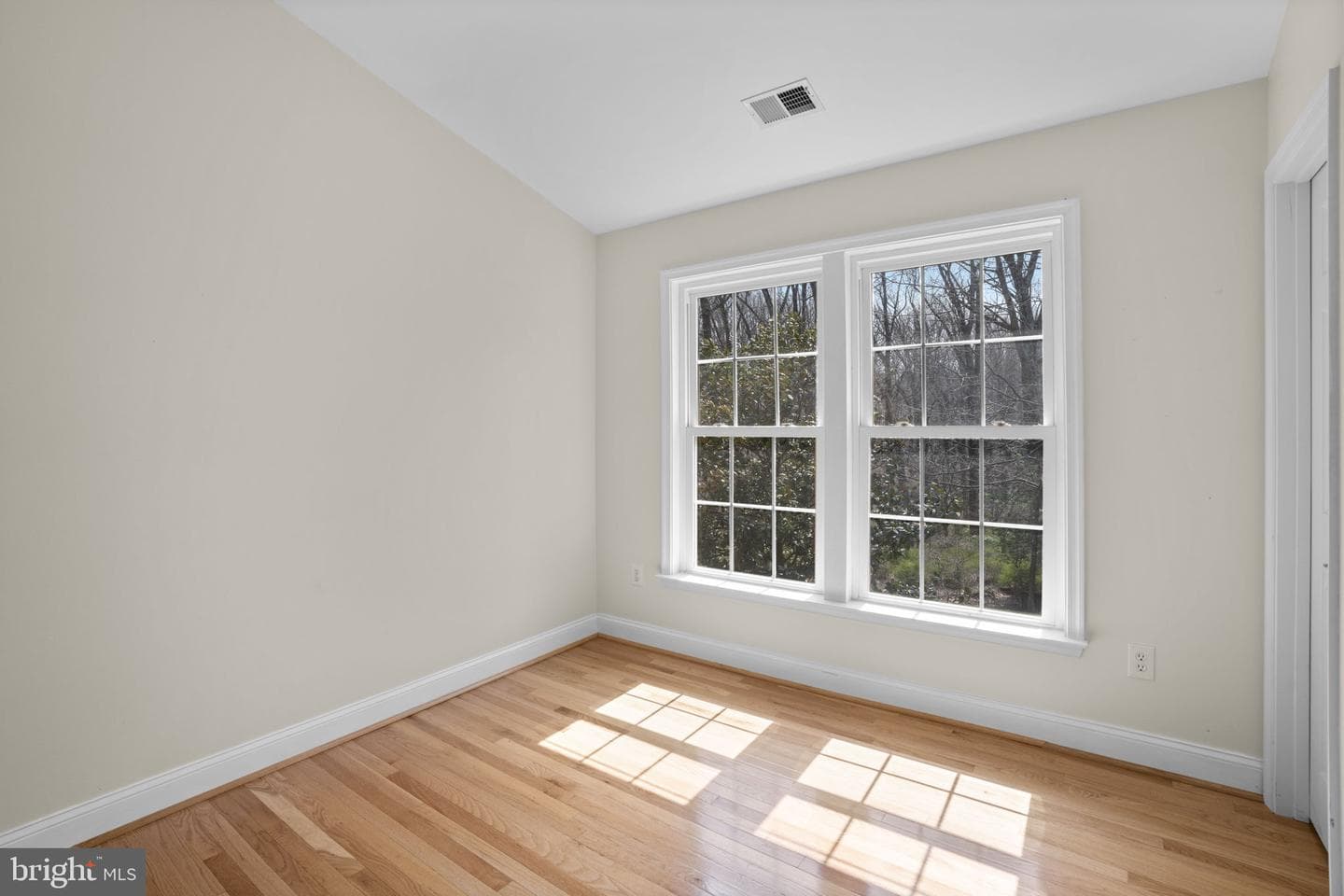 4520 Tulip Way photo 32