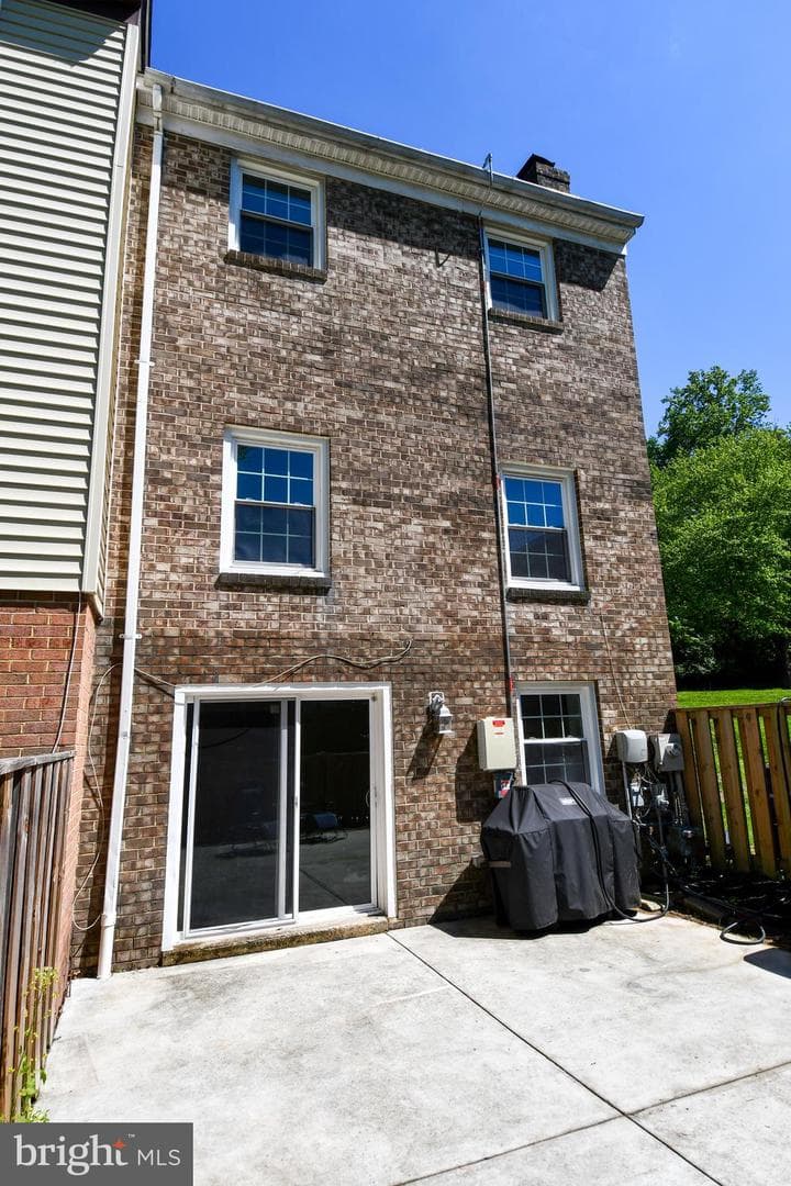 5768 Yellowrose Court photo 36