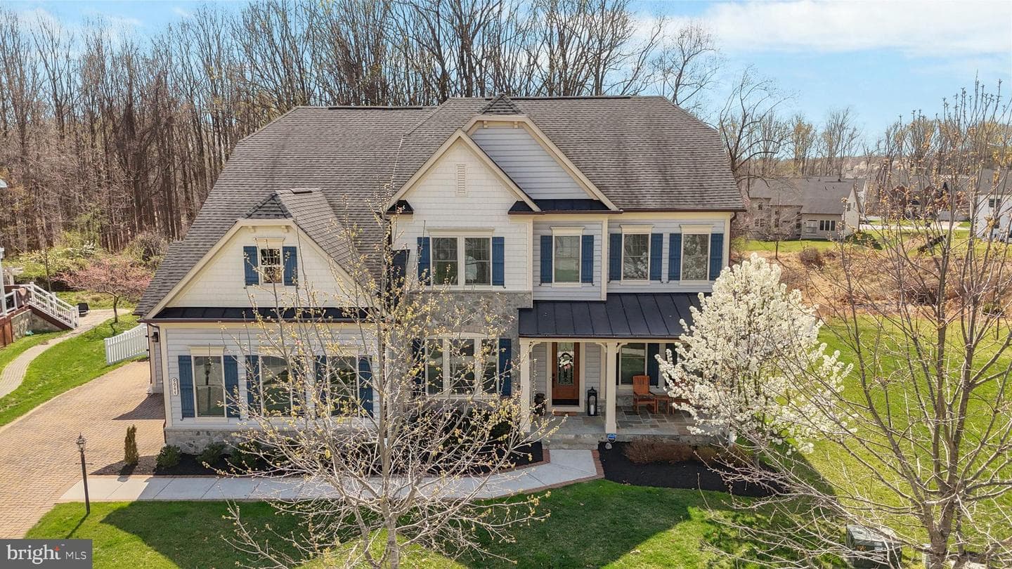 9944 Cypress Way photo 2