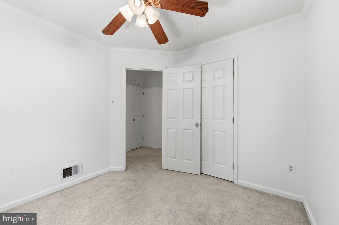 7985 Brightmeadow Court photo 37