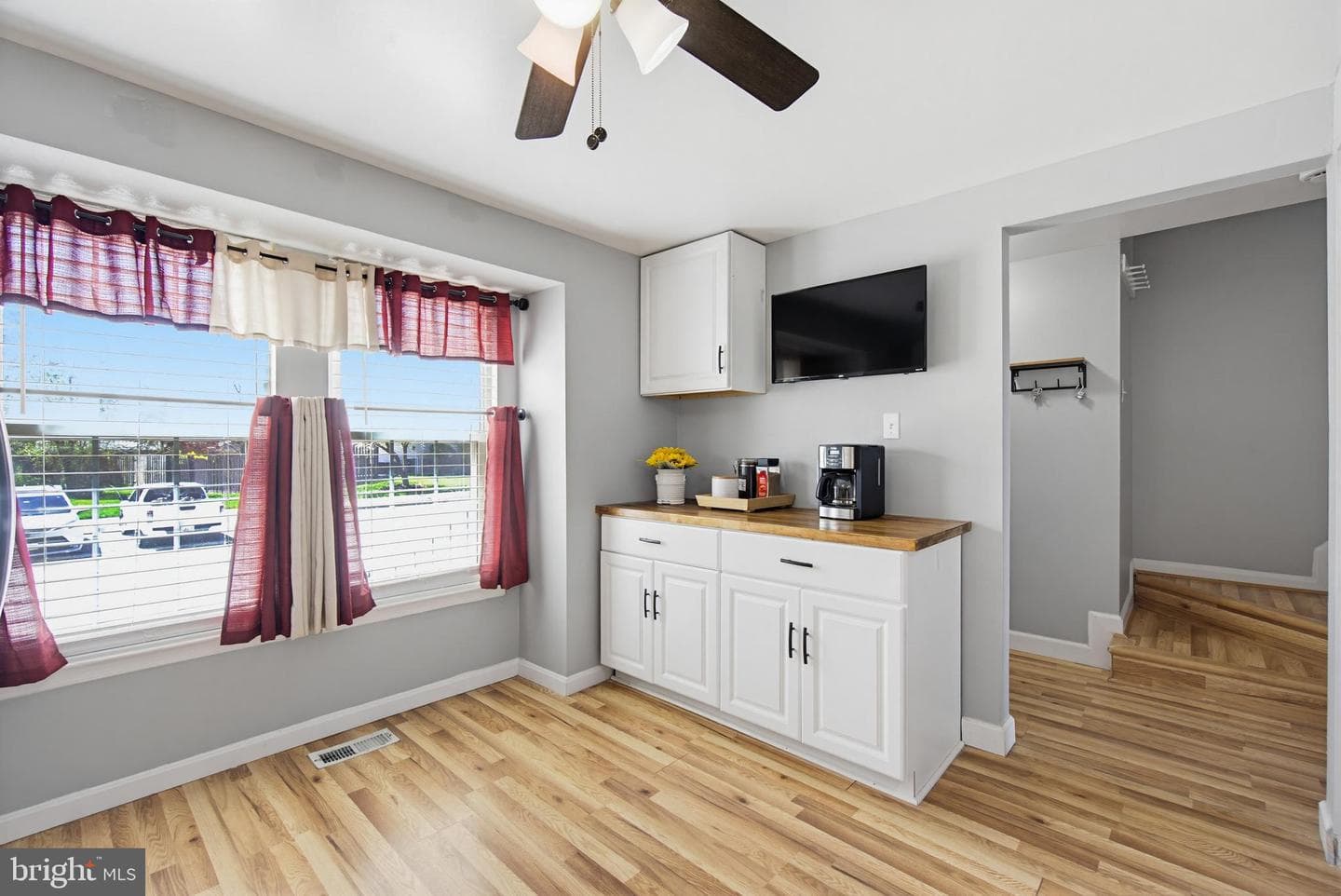 7247 Procopio Circle photo 4