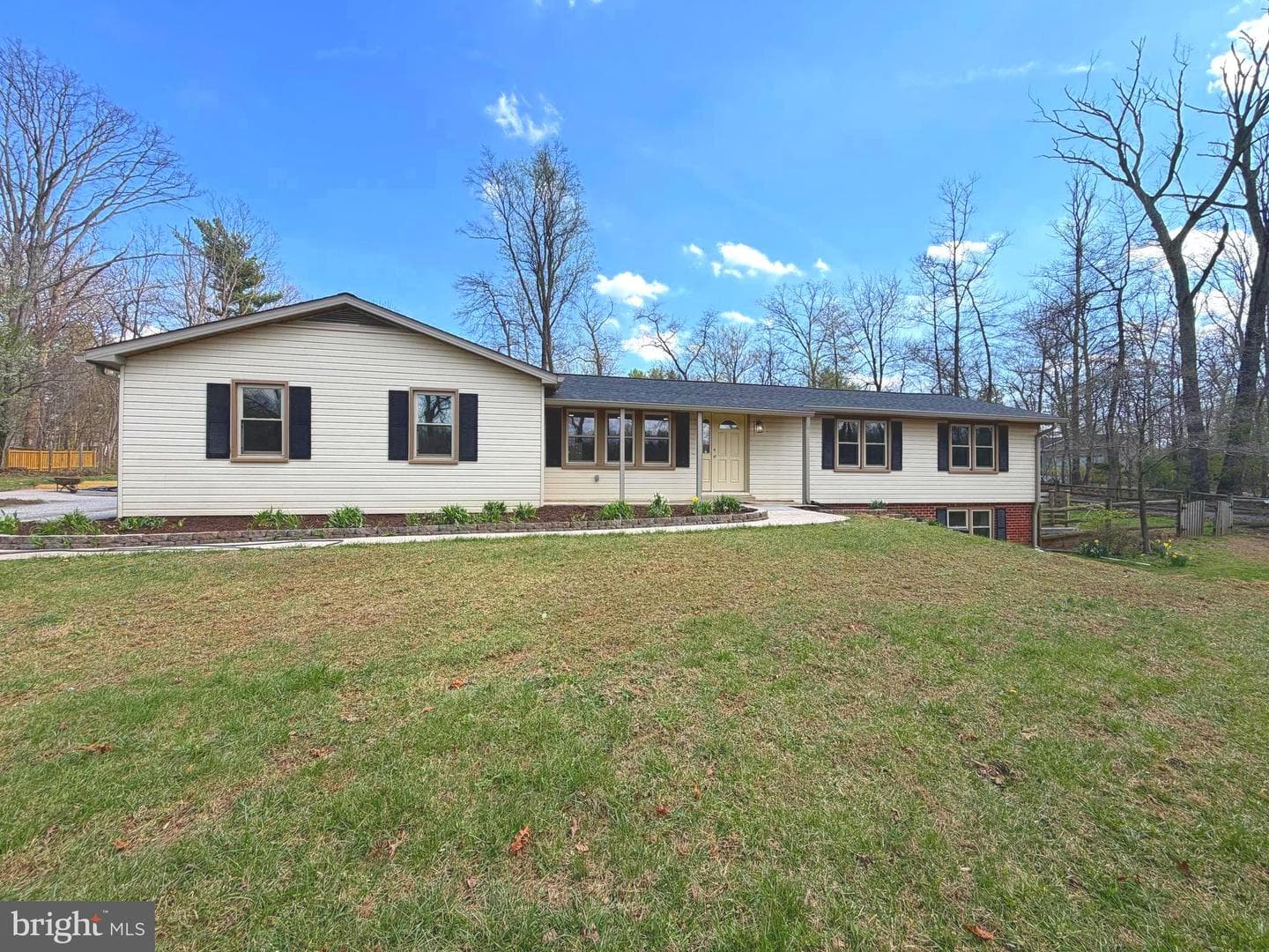 729 W Watersville Road photo 43