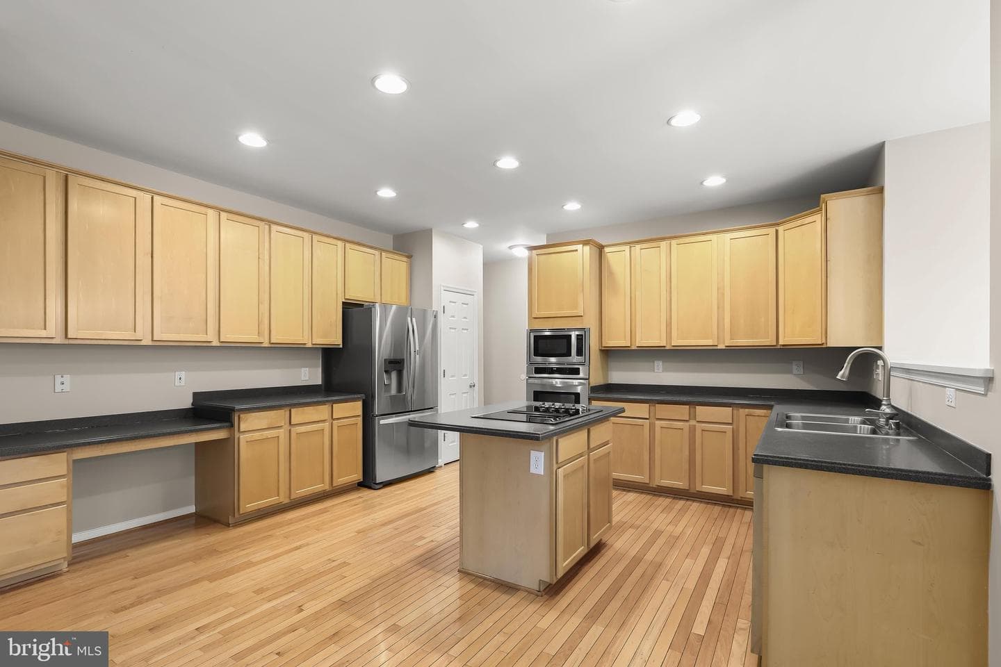 6111 Rippling Tides Terrace photo 27