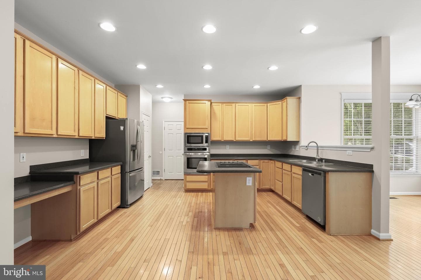 6111 Rippling Tides Terrace photo 4