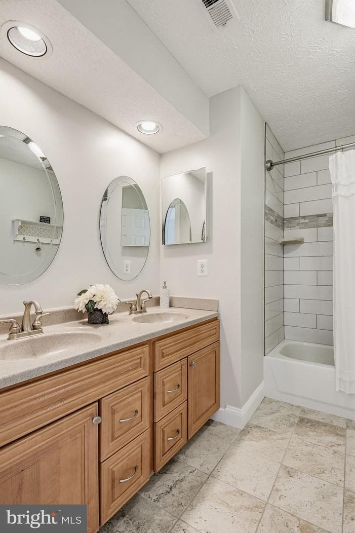 5335 Sunny Field Court photo 48