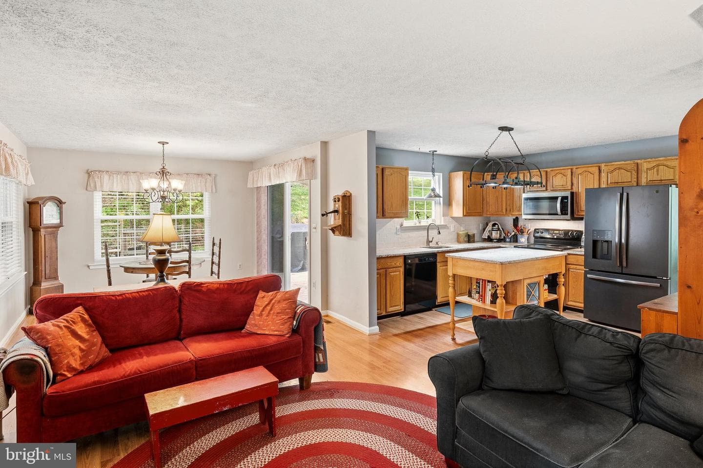 6415 Michael Elizabeth Way photo 11