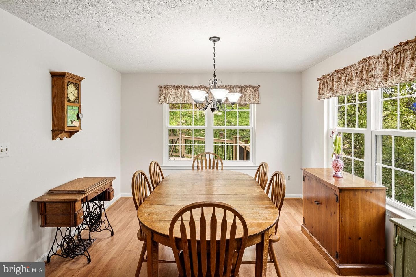 6415 Michael Elizabeth Way photo 8