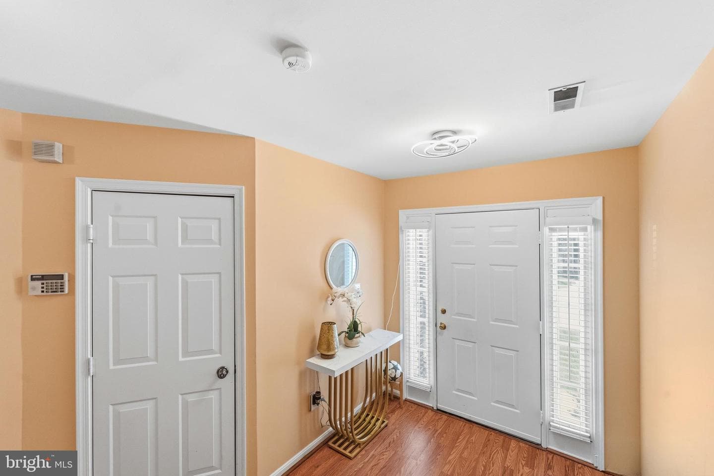 4940 Lee Farm Court #94 photo 3