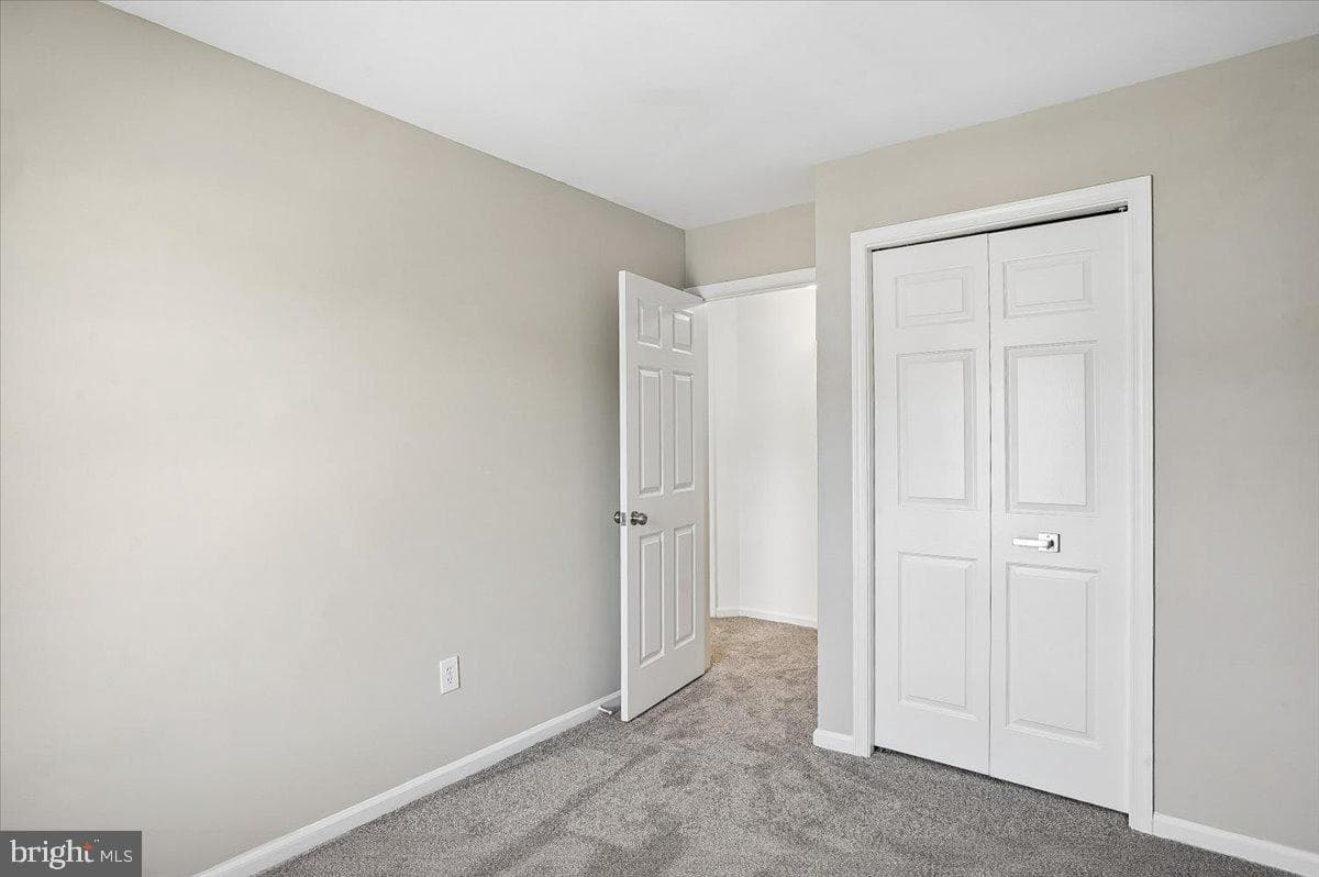 9329 Kendal Circle photo 17