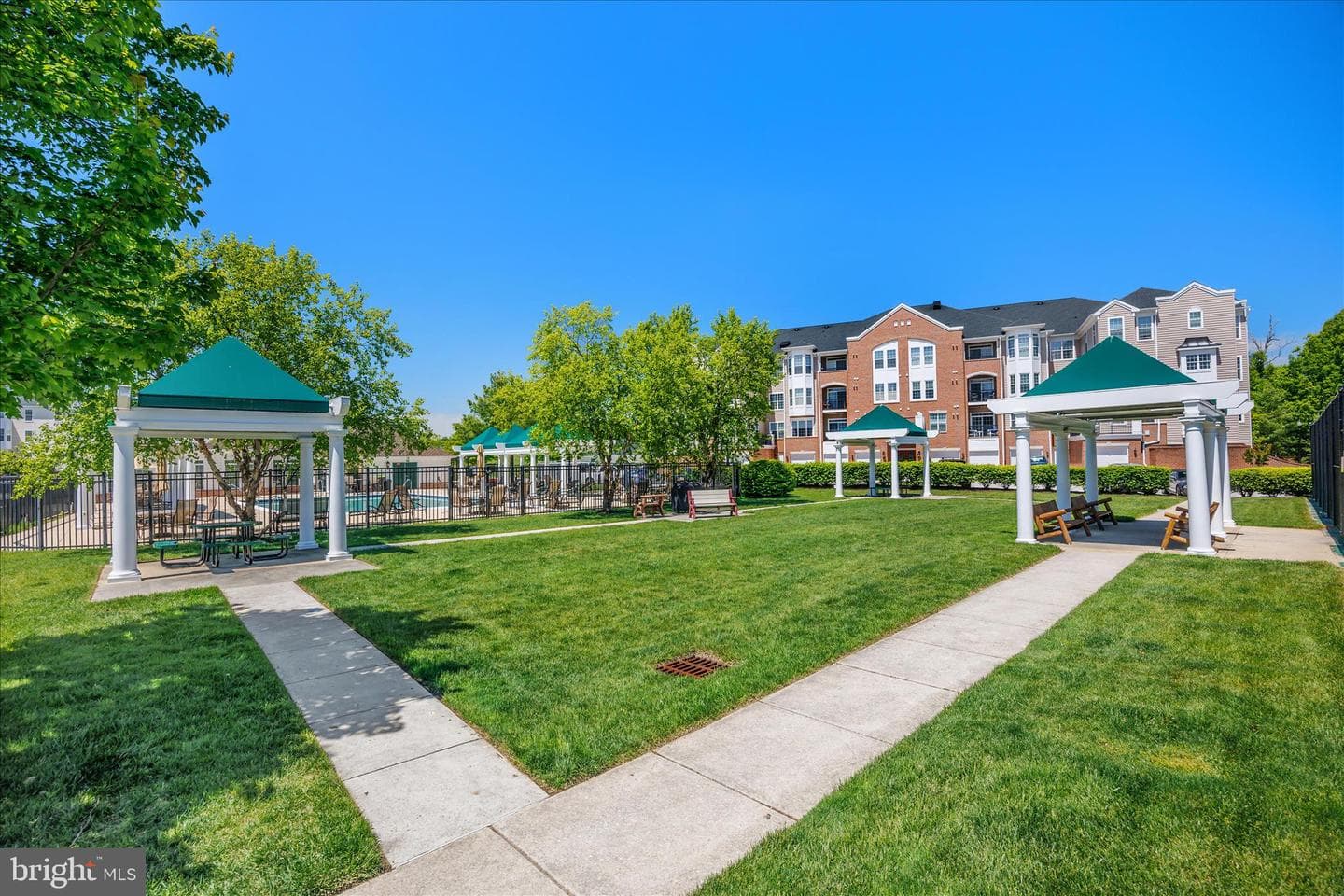7335 Brookview Road #306 photo 35