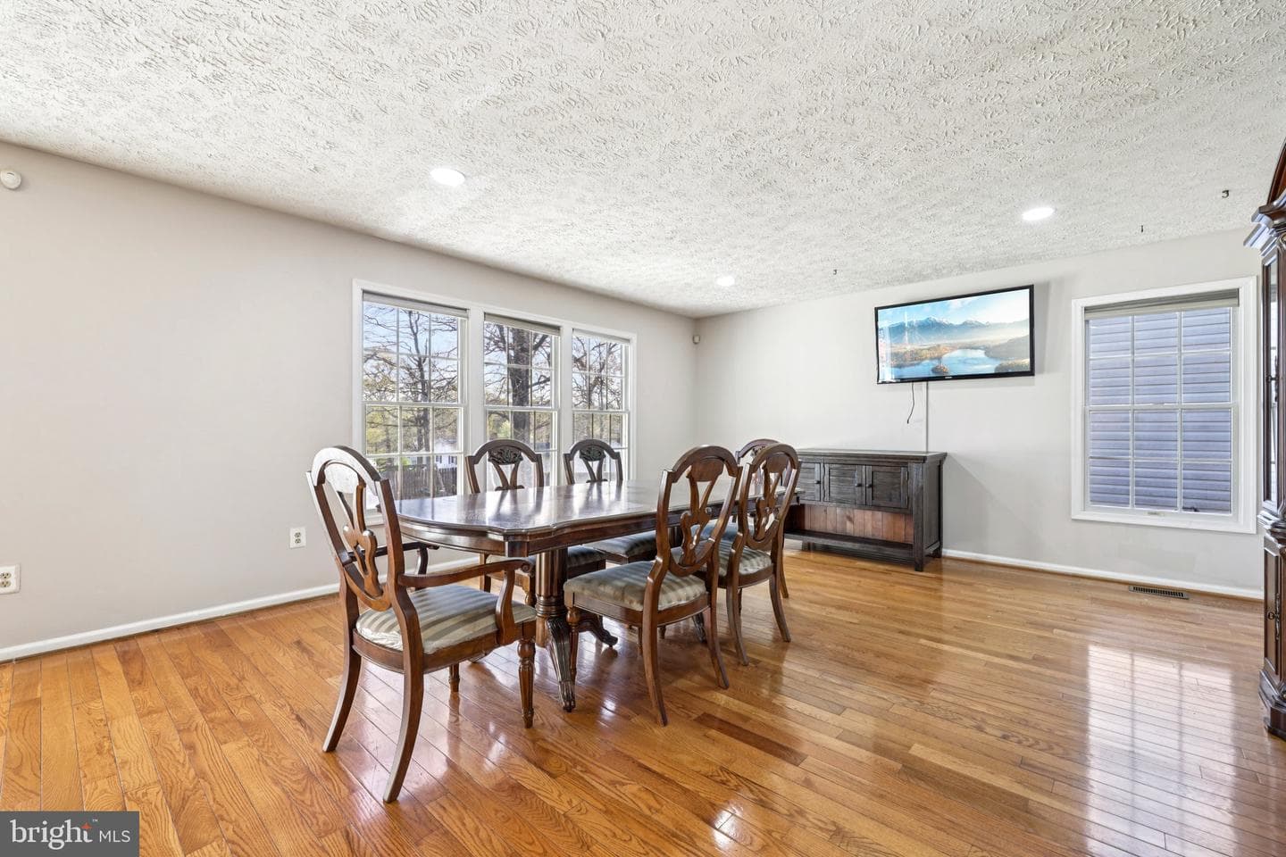 9608 Norfolk Avenue photo 6