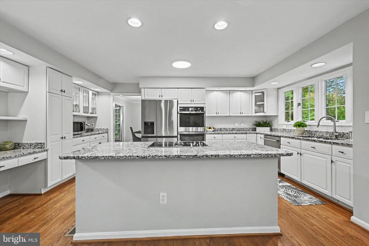 8033 Crest Rd photo 11