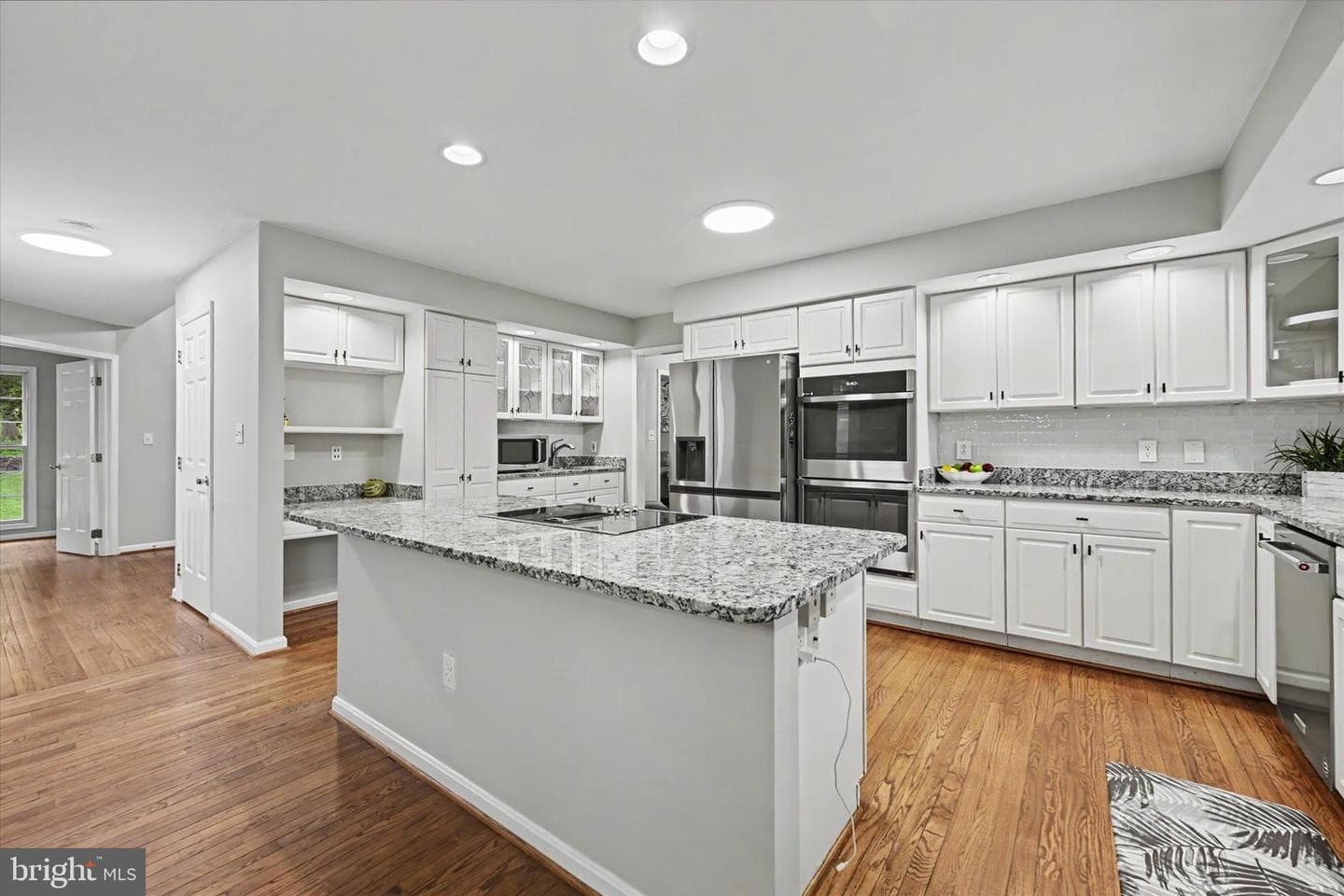 8033 Crest Rd photo 9